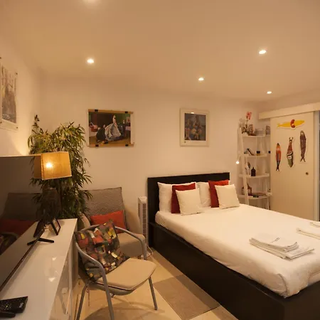 Flh Casa Carol Mouraria Apartment Lissabon