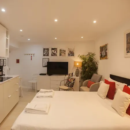 Apartment Flh Casa Carol Mouraria Lissabon